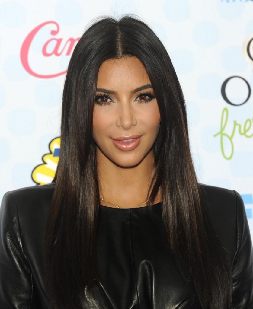 kim-kardashian-cheveux