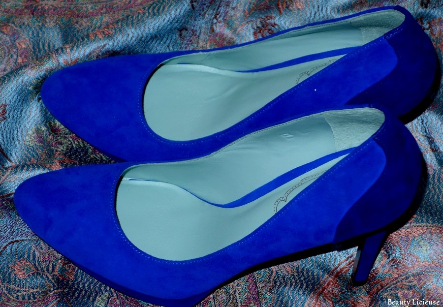 chaussures à talon bleu majorelle