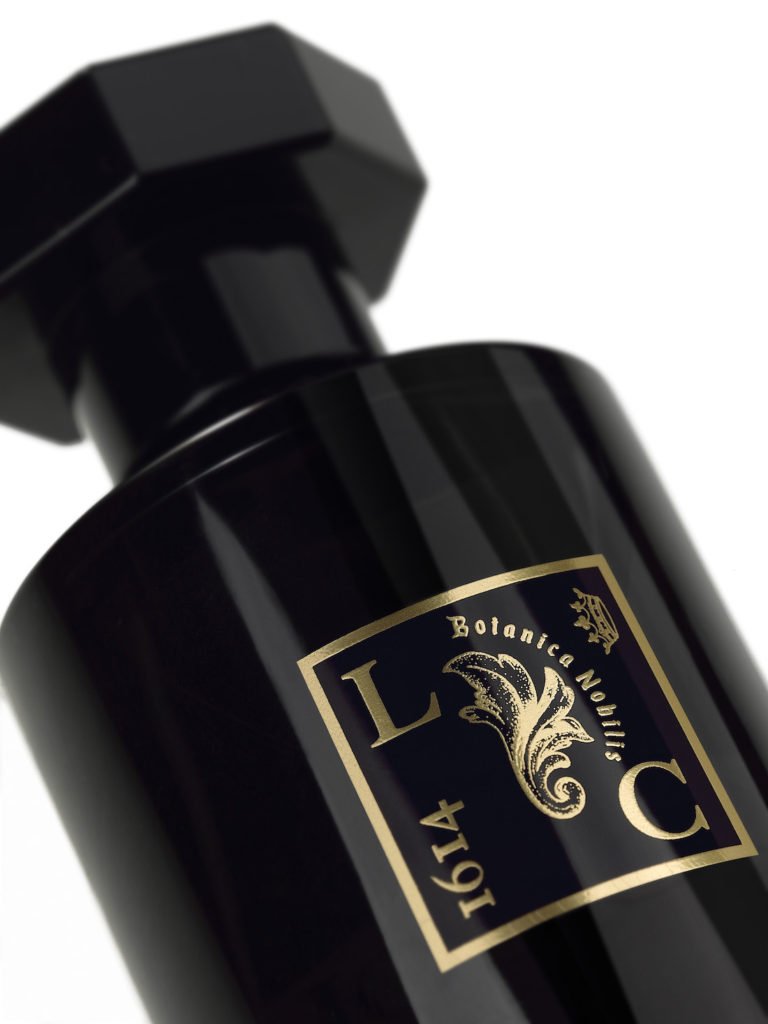 Le couvent parfum. Le Couvent Парфюм. Le Couvent Парфюм Tinhare. Духи le Couvent des Minimes Anori. Aqua majestae.